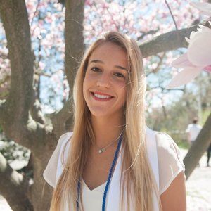 Meet your Posher, Quinn